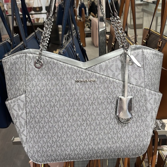 Michael Kors Jet Set Travel Large Chained Tote Shoulder Bag MK 
Silver

NWT - Picture 6 of 16